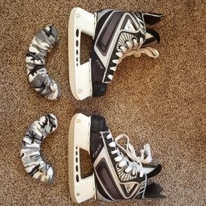 CCM Vector Hockey Skates size 2.5 E